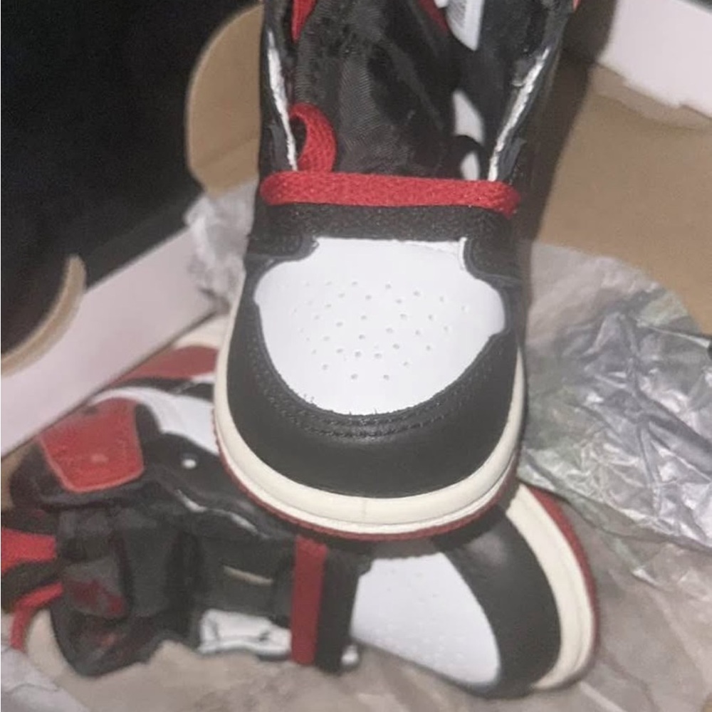 Kids Black and Red Sneakers Jordan infant